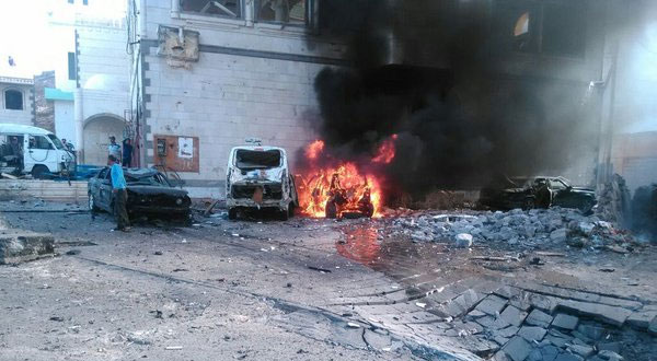 Five policemen injured  in bomb explosion near Aden airport